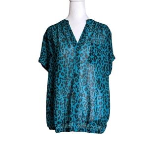 Torrid Black Teal Animal Print Button Down Short Sleeve Top Size 1